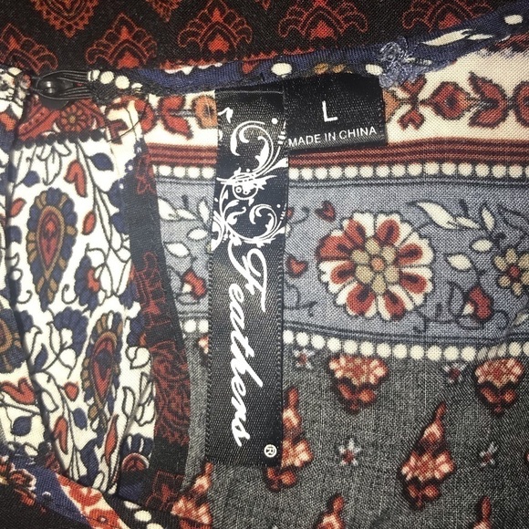 Feathers Large multi colored dress - Picture 6 of 7